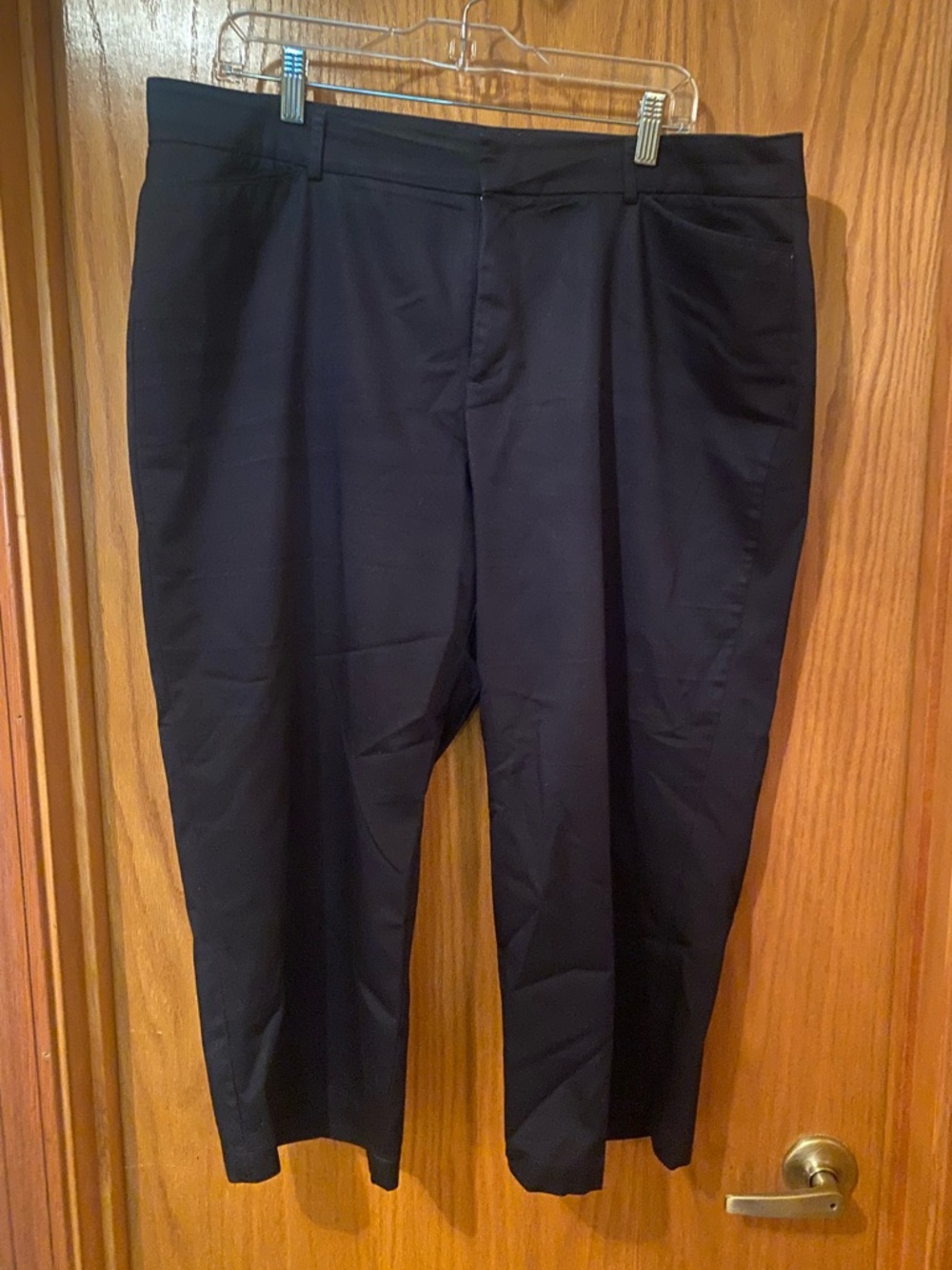 Dockers Women’s Navy Metro Capris